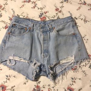 Levi’s shorts